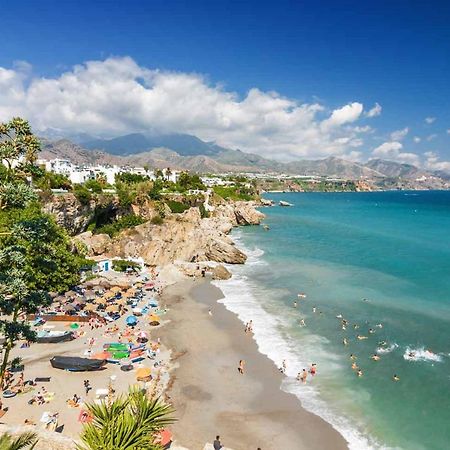 Nerja Apartamento Centro Екстер'єр фото