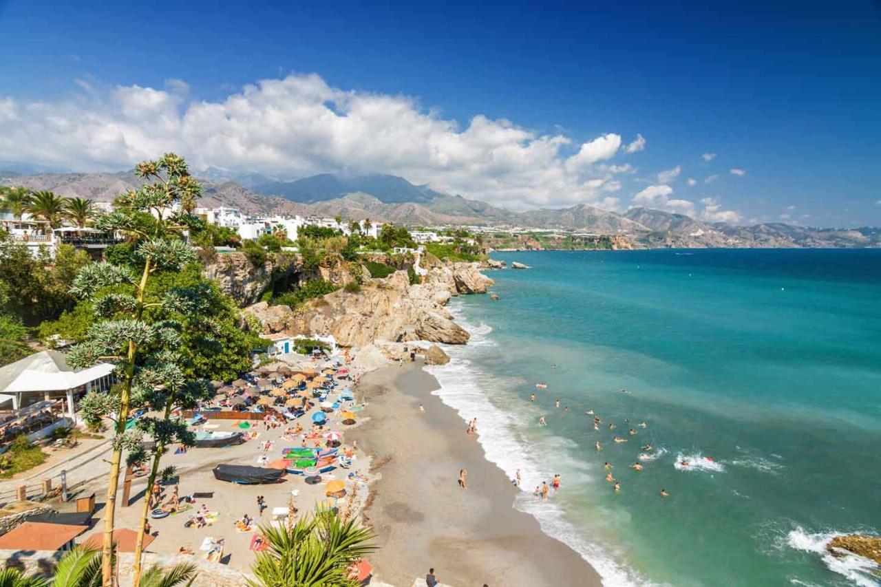 Nerja Apartamento Centro Екстер'єр фото